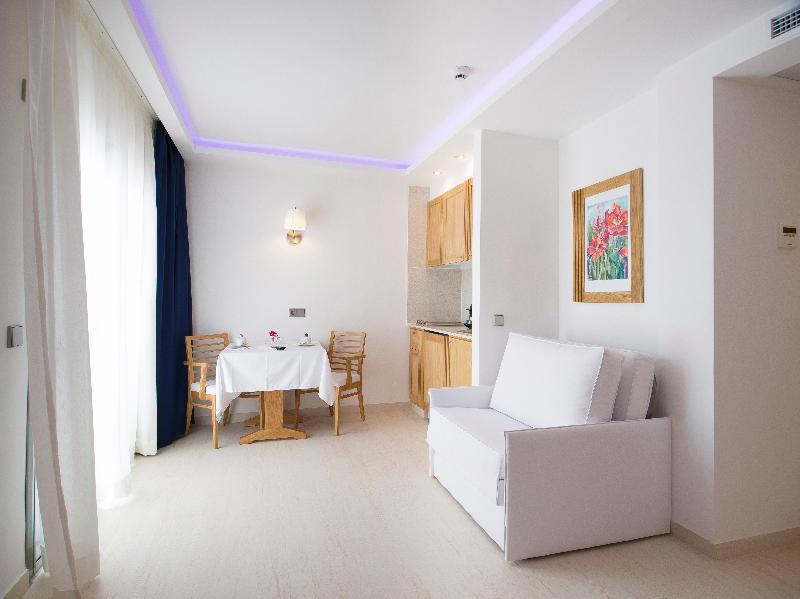 My Way Luxury Ibiza Studio - Ab Group Плайя-ден-Босса Екстер'єр фото