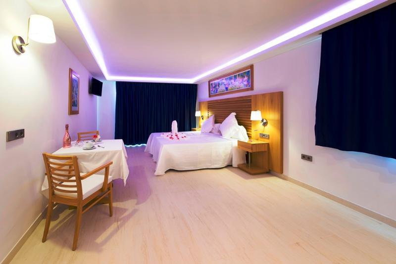 My Way Luxury Ibiza Studio - Ab Group Плайя-ден-Босса Екстер'єр фото